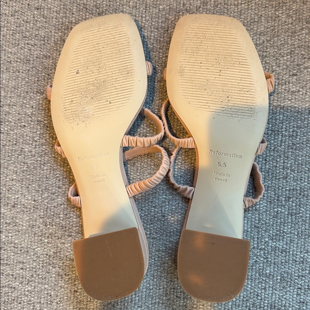 Reformation Assunta Scrunchy Strappy Block Heel Mule in Serenade Soft Pink 5.5 - Picture 9 of 12